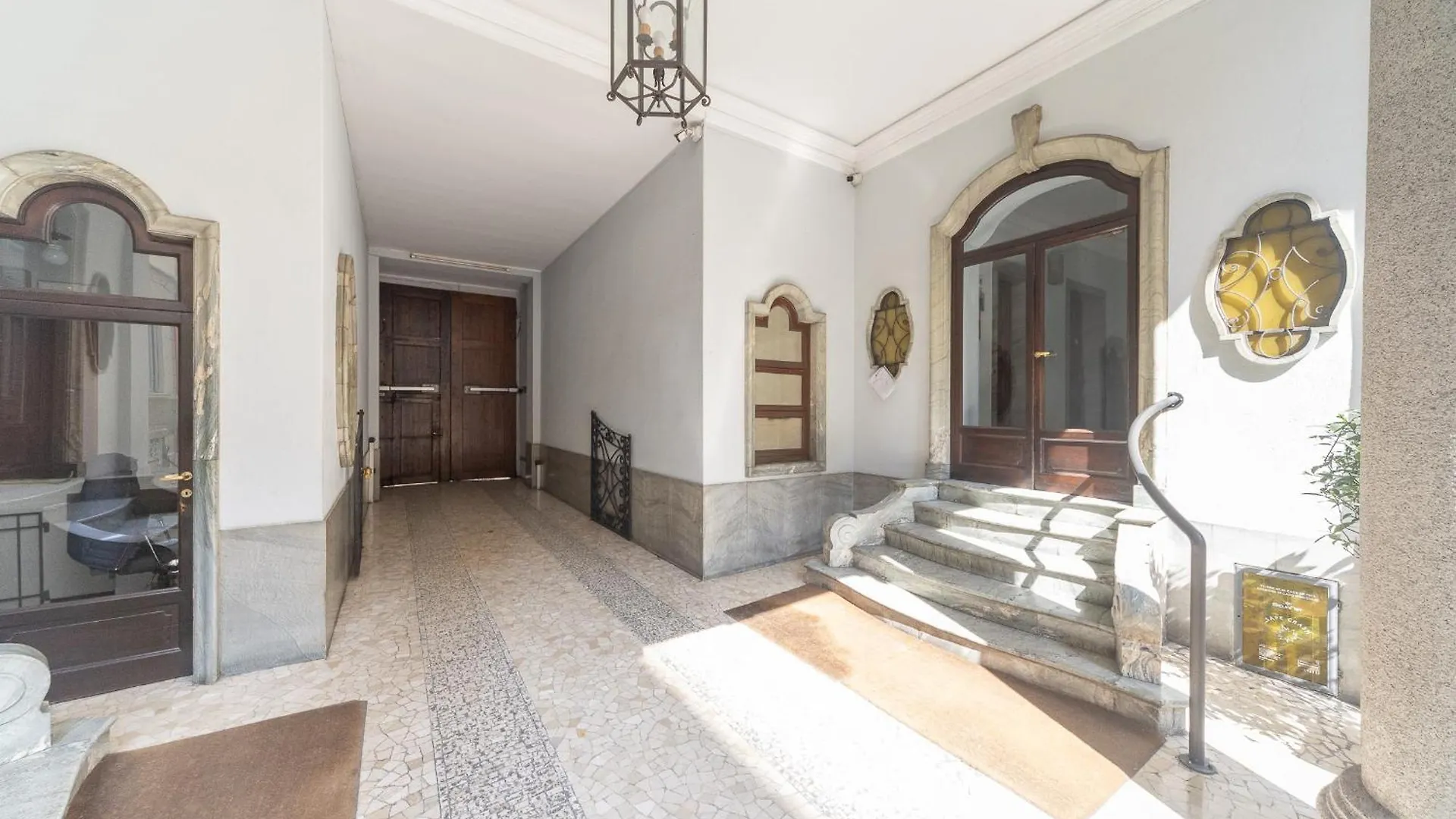 Sunny Apartment With Terrace In Milan City Center By Rentopolis Italia